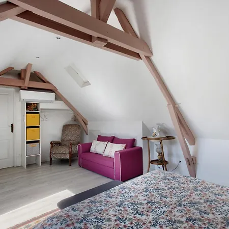 Vakantiehuis Louplaa Corps De Ferme Renove